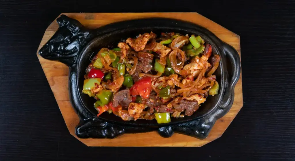 Cast Iron vs. Carbon Steel: Which Pan Is Right for Your Kitchen?